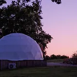 Campismo de Luxo Au Champ De L'insolite *