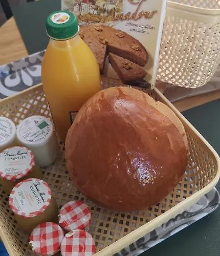 Luksusowy namiot Au Champ De L'insolite *