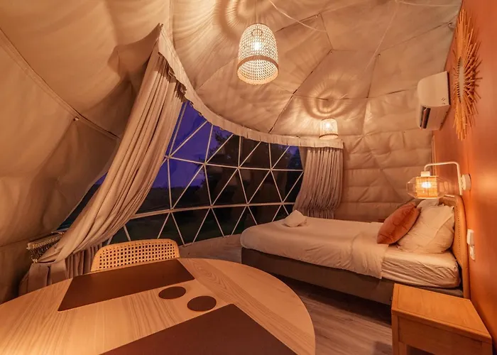 Au Champ De L'insolite Luksusowy namiot Miers