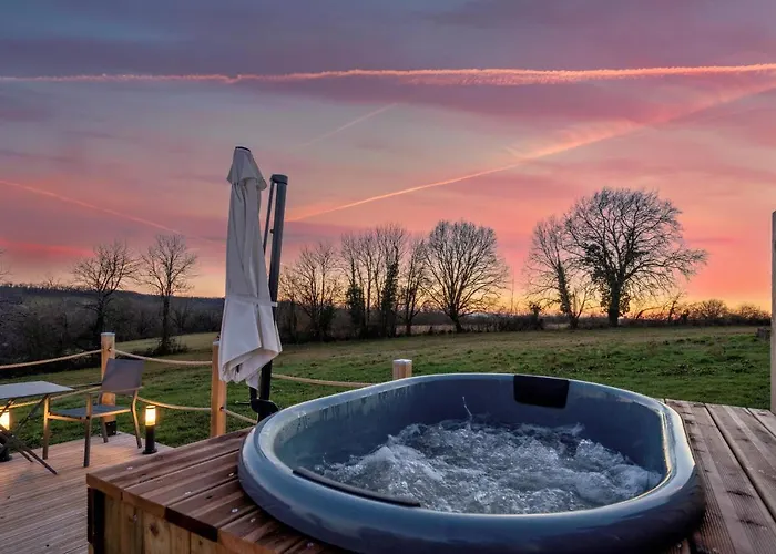 Luksusowy namiot Au Champ De L'insolite *