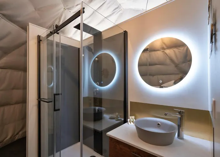 Luksusowy namiot Au Champ De L'insolite Miers