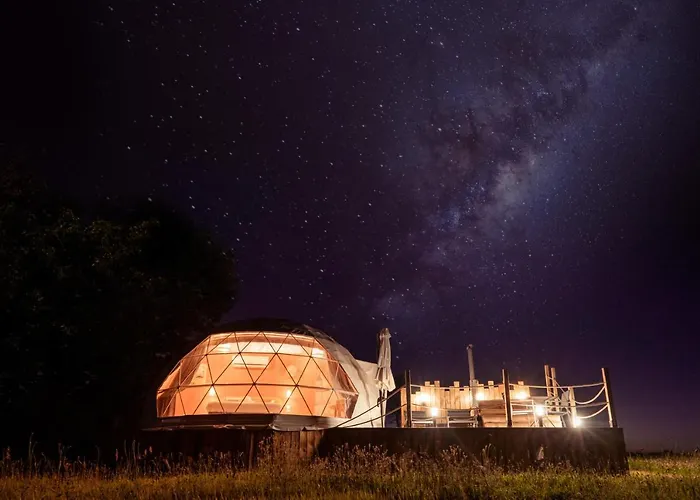 Au Champ De L'insolite *