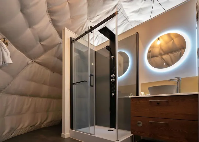 Au Champ De L'insolite Miers